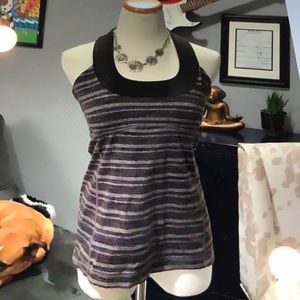 Lulu lemon top. Grey white black w bra shelf